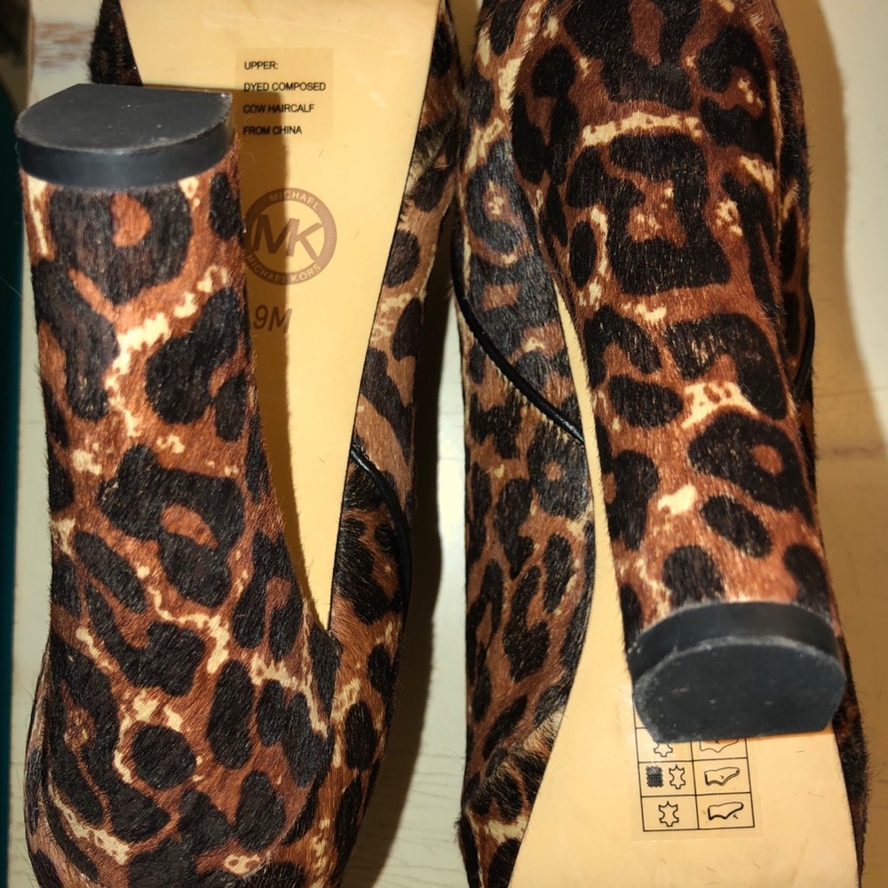 Michael Kors Leopard Print Booties. Size 9 - image 5